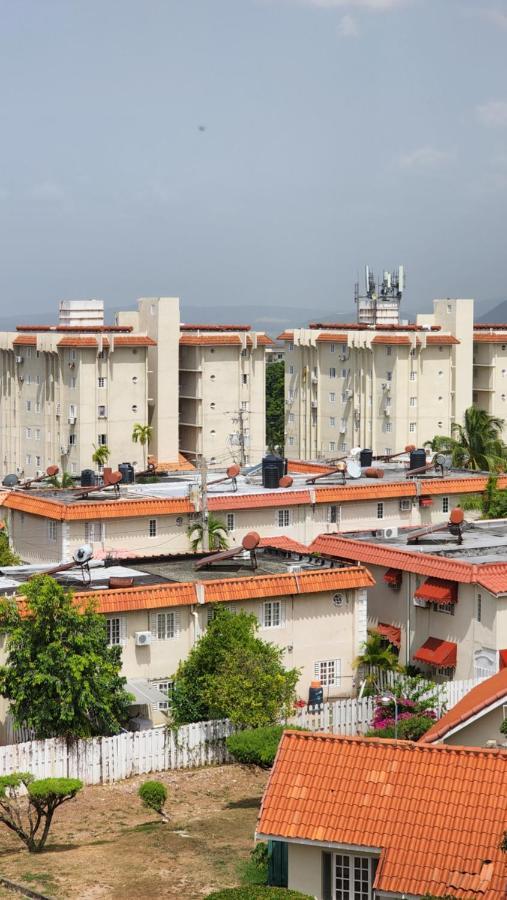Oaklands Oasis Διαμέρισμα Κίνγκστον Εξωτερικό φωτογραφία